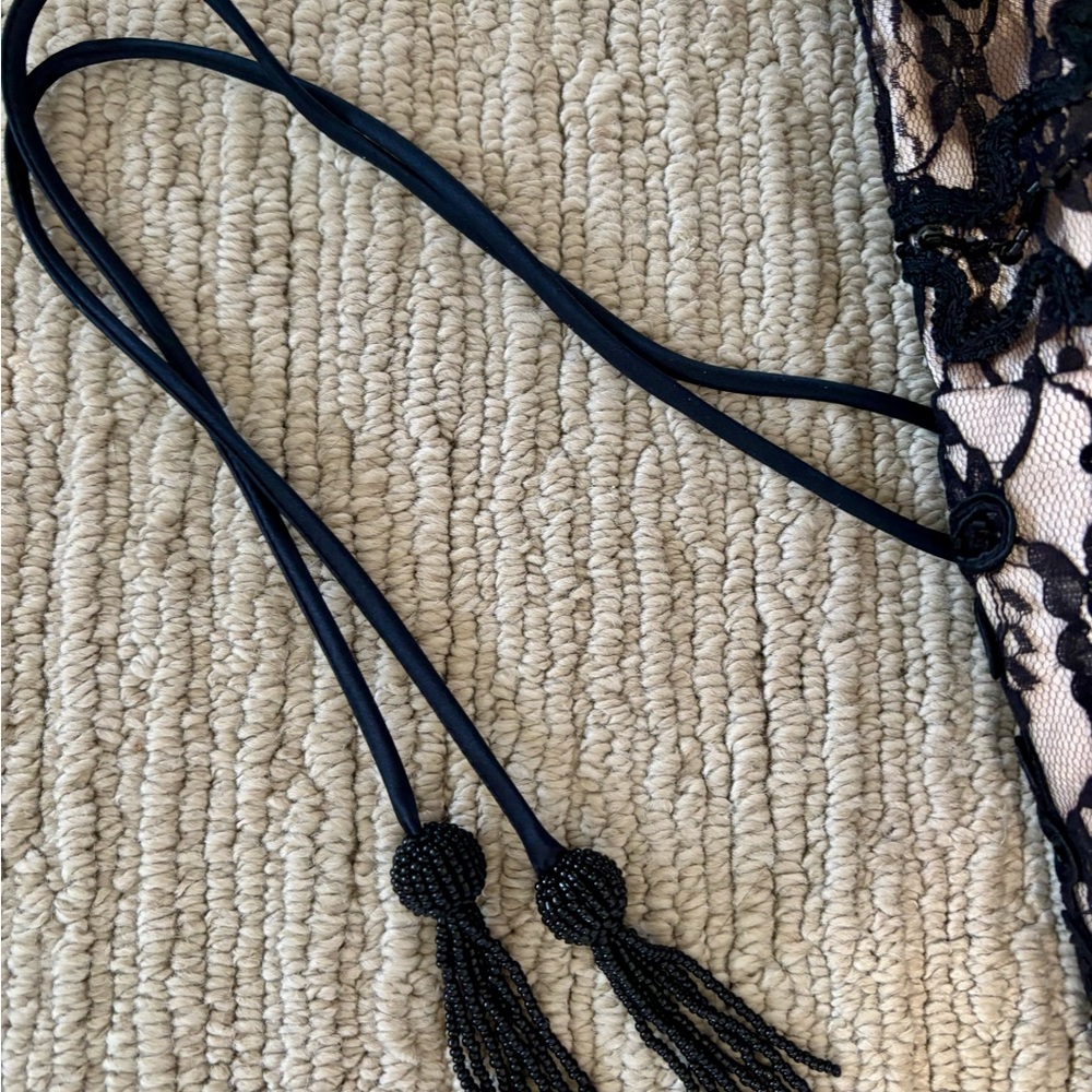 size 2 black lace maxi gown with nude underlay - Picture 12 of 17